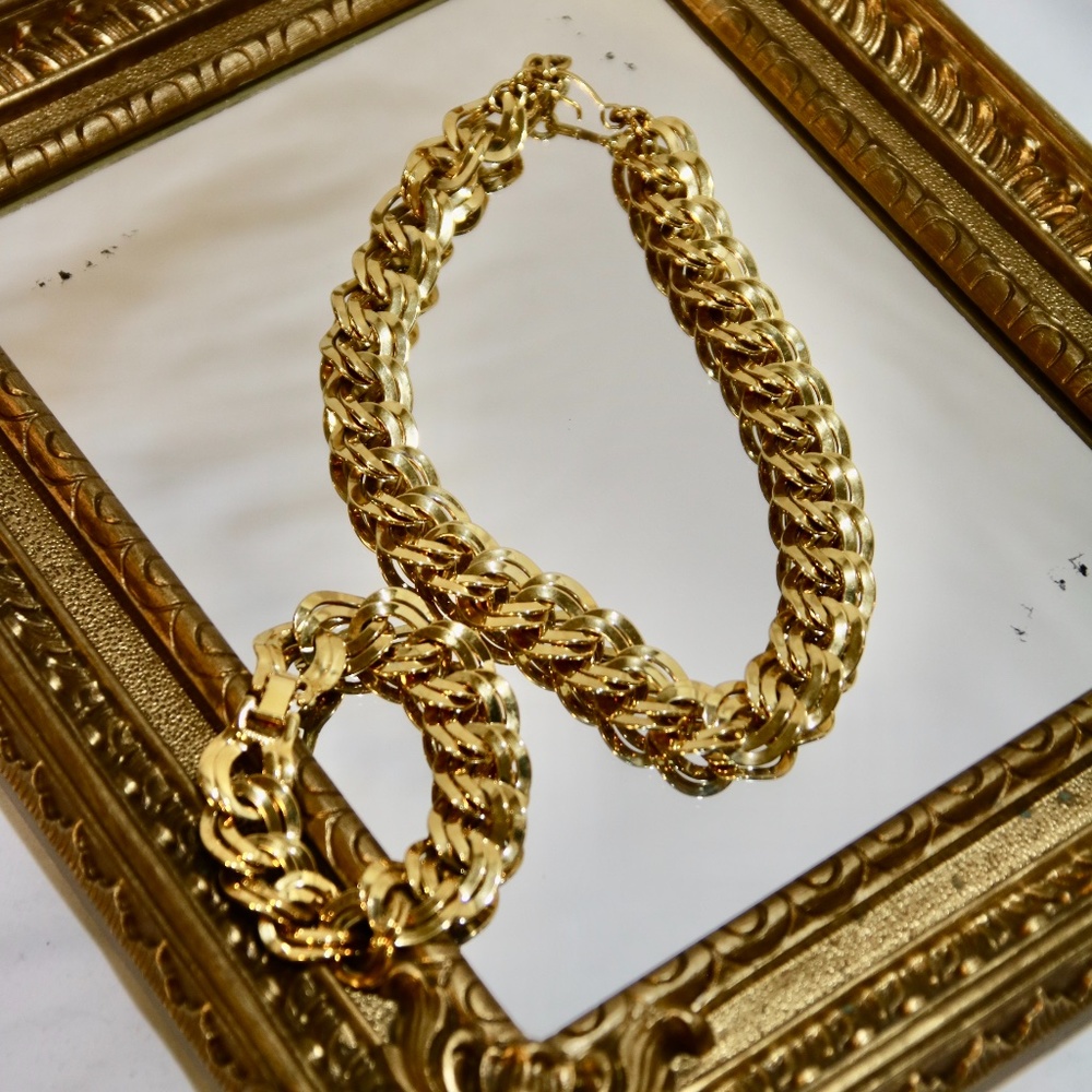 Gold Chain Necklace With Matching Bracelet